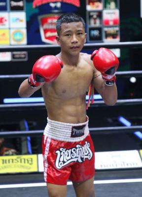เพชรเดชฤทธิ์ นพเดชมวยไทย